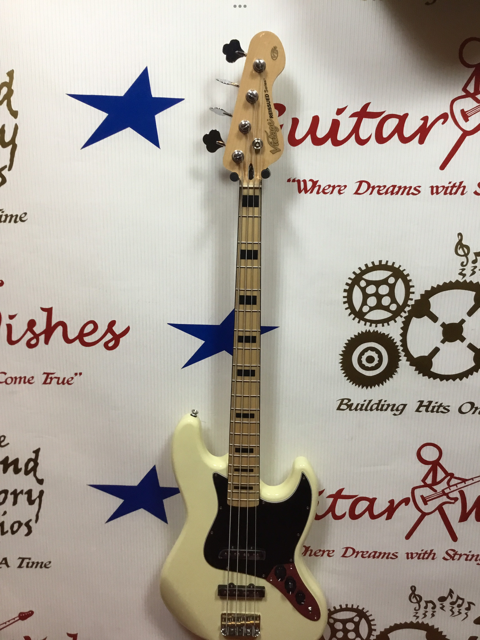 New Vintage VJ74 4-String Bass