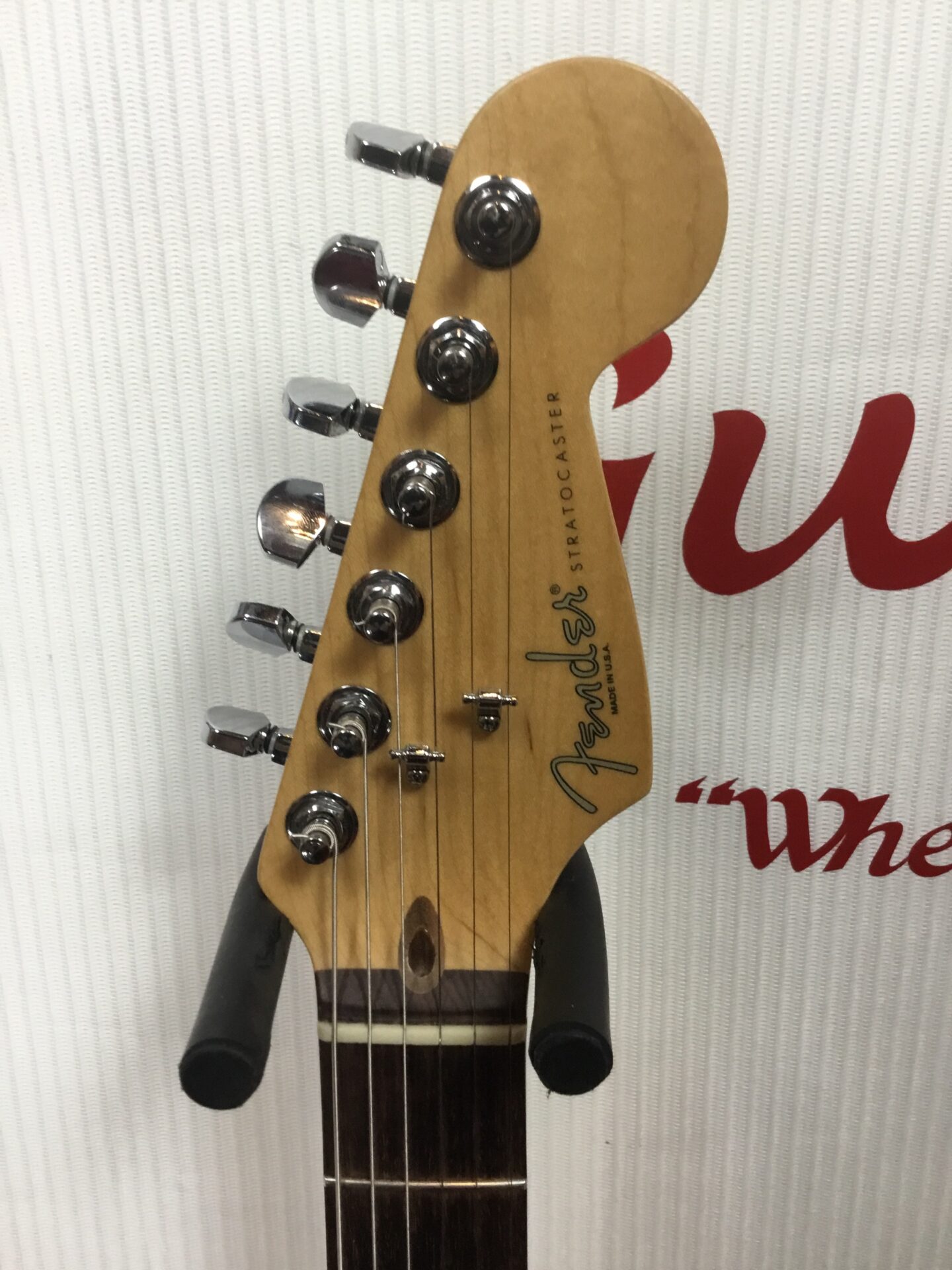 Fender U.S.A. ‘Lone star’ Stratocaster - Image 3