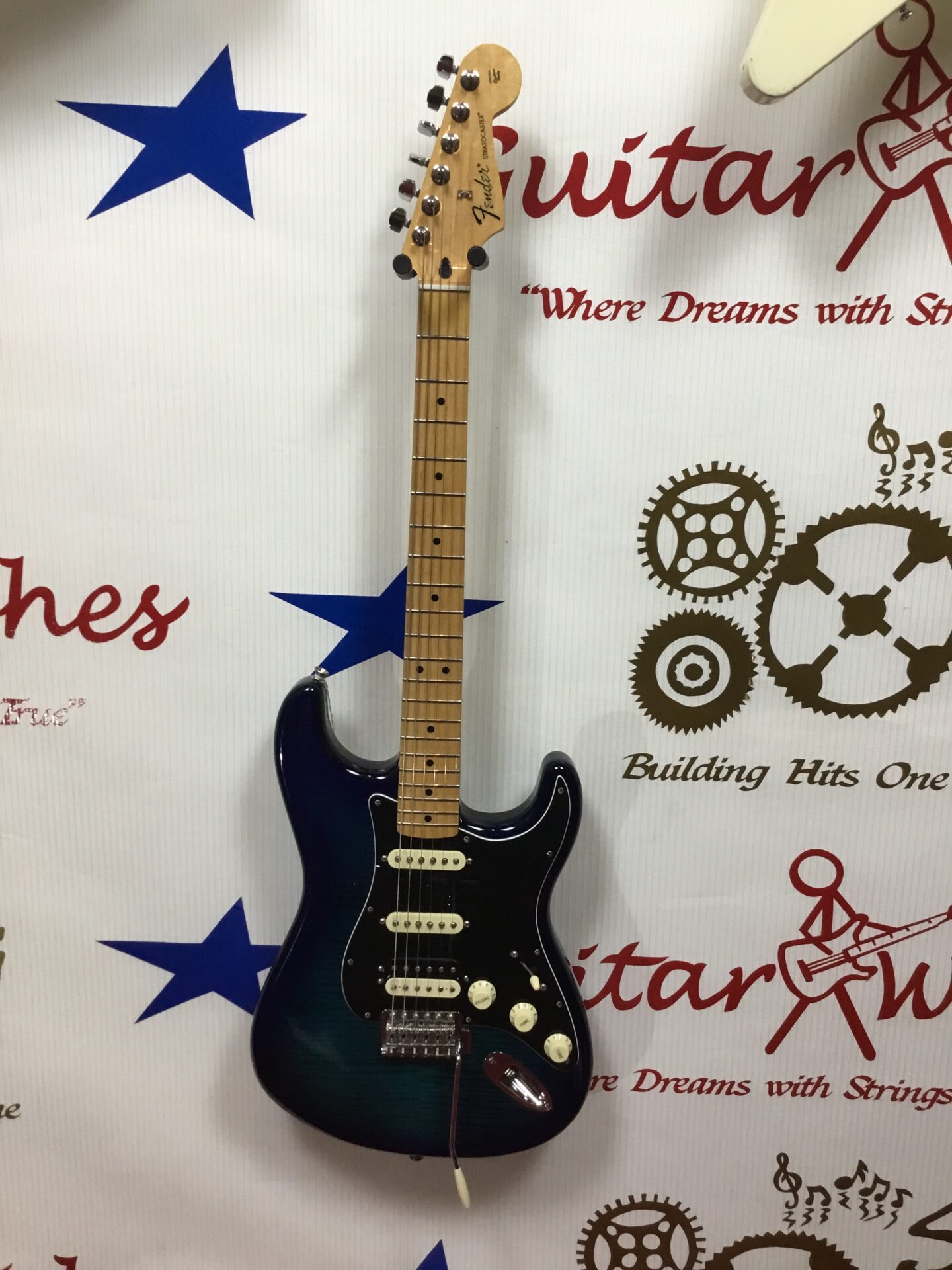 Fender Player II Stratocaster - Image 4