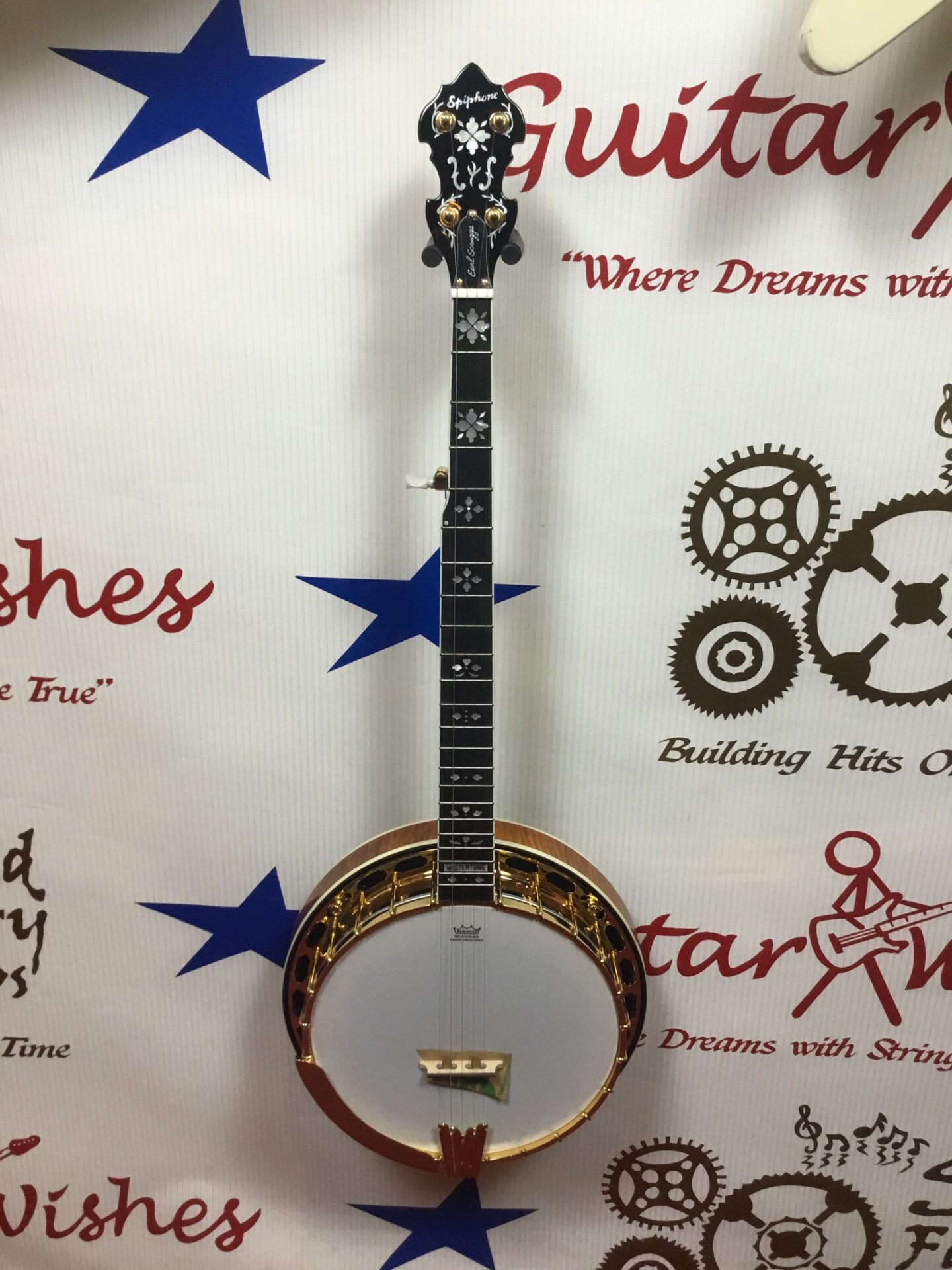 Epiphone ‘Earl Scruggs’ Mastertone banjo.