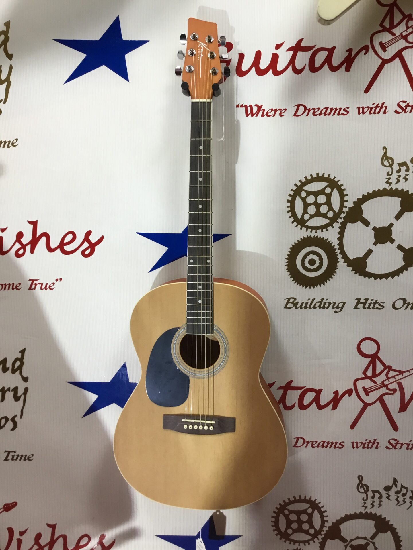 Kona K39IL LEFT-handed acoustic
