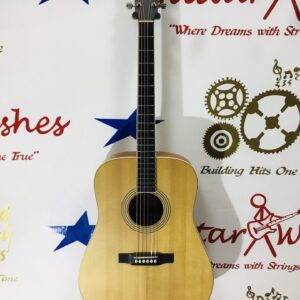 Larrivee D-03 Acoustic w/original hardshell case