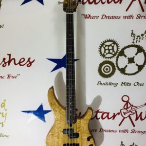 Yamaha TRBX174EW bass