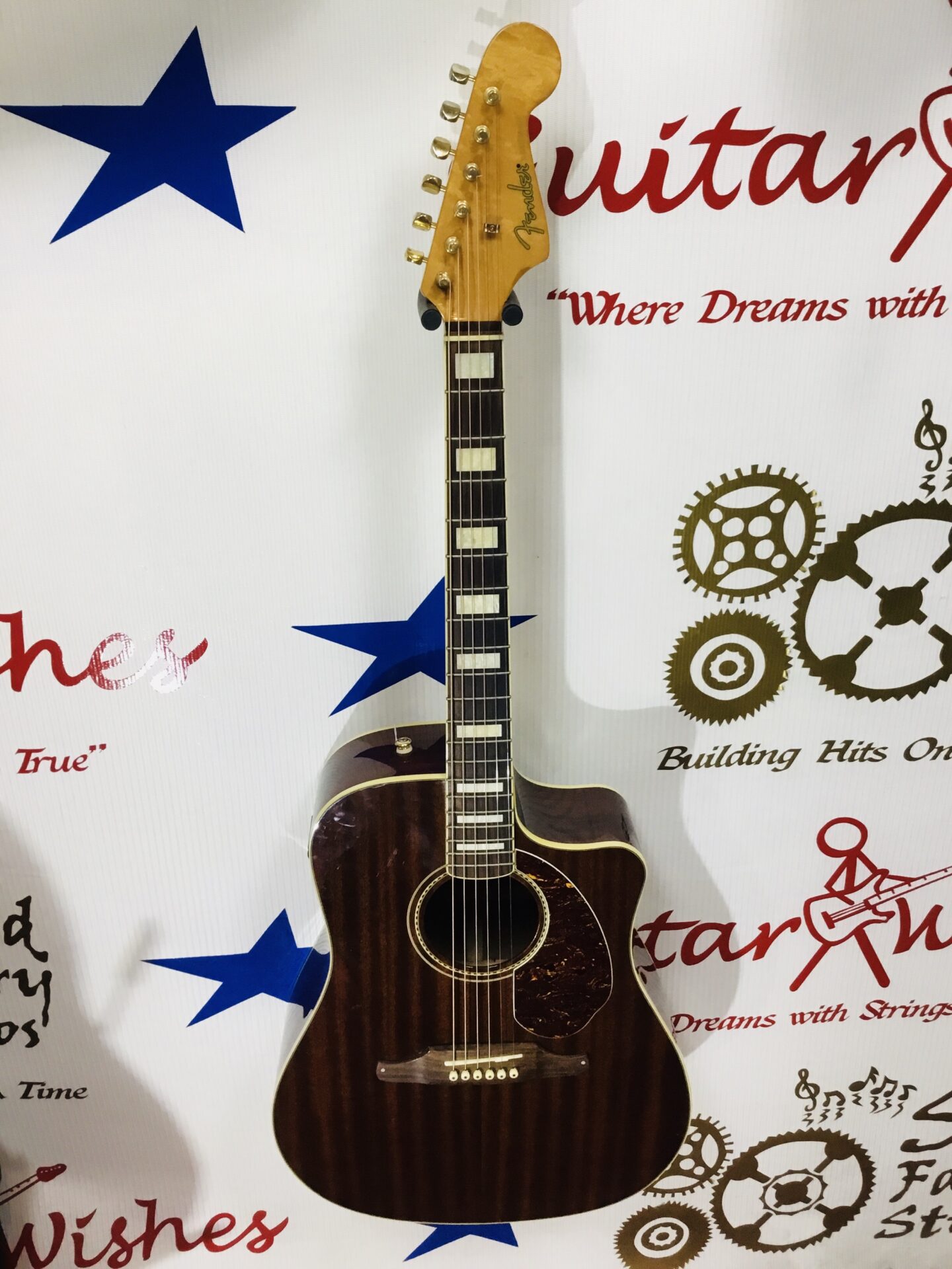 Fender Kingman SCE