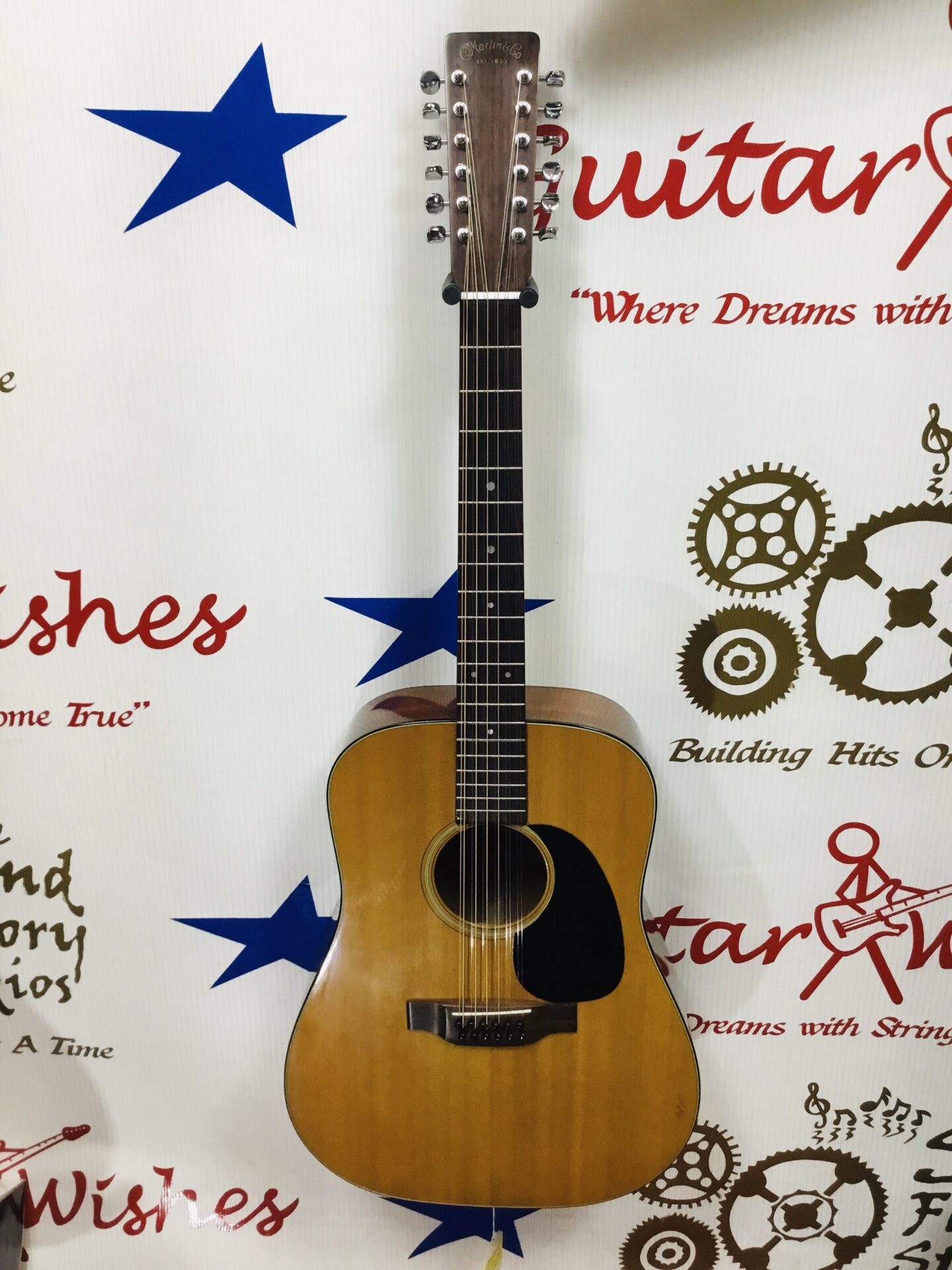 Martin D12-18