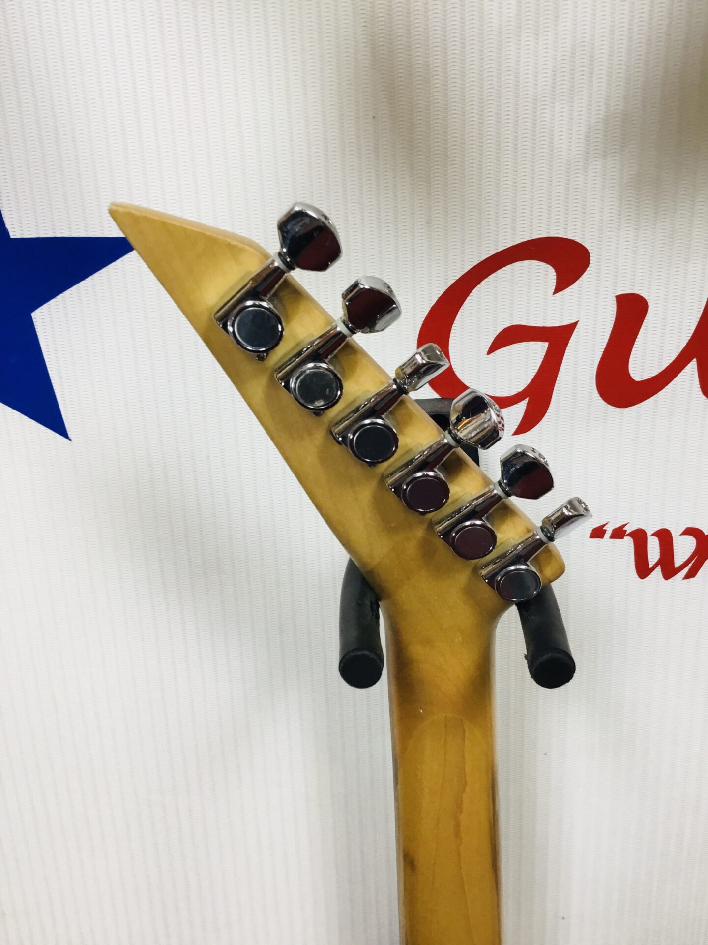 Jackson Flying V - Image 4